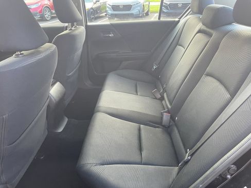 Used 2014 Honda Accord LX image 18