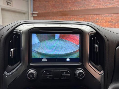 Used 2022 Chevrolet Silverado 1500 LT image 22