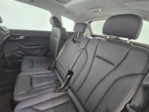 Used 2023 Audi Q7 2.0T Premium Plus w/ Premium Plus Package AWD/4WD image 19