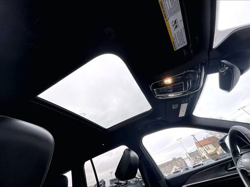 Used 2023 Jeep Grand Cherokee Overland image 22