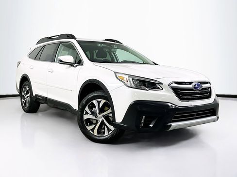Used 2022 Subaru Outback Limited image 1