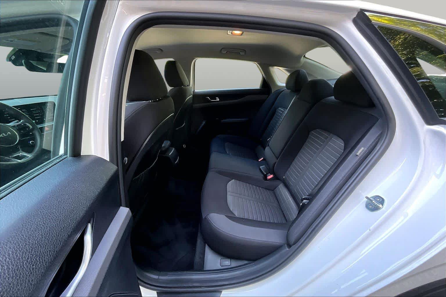 Used 2025 Kia K5 LXS FWD image 19