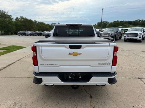 Used 2023 Chevrolet Silverado 1500 High Country w/ High Country Premium Package image 4