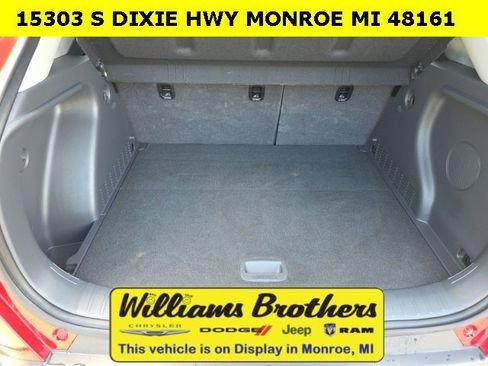 Used 2024 Hyundai Kona Limited image 8