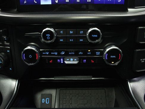 Used 2023 Ford F150 Platinum w/ Equipment Group 701A High image 27