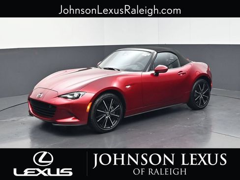 Used 2024 MAZDA MX-5 Miata Grand Touring RWD image 1