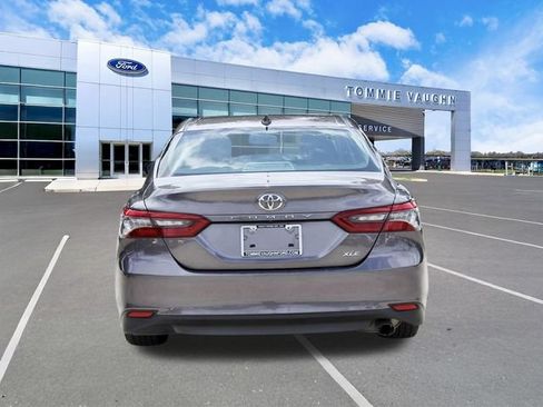 Used 2023 Toyota Camry XLE FWD image 3