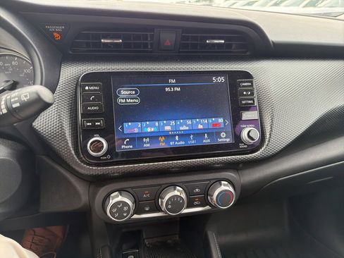 Used 2024 Nissan Kicks SV FWD image 12