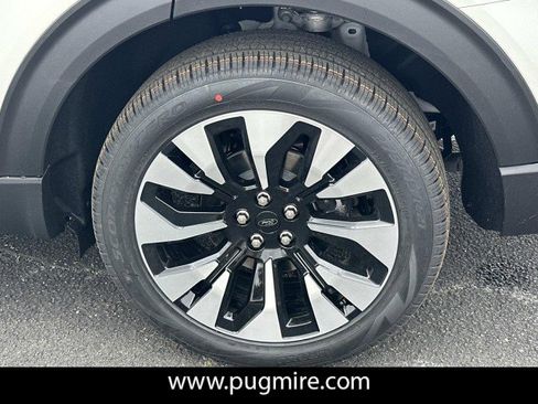 New 2026 Ford Explorer Platinum AWD/4WD image 20