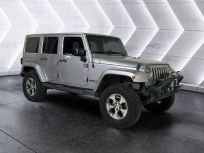 Used 2016 Jeep Wrangler Unlimited Sahara w/ Connectivity Group