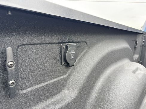 Used 2022 RAM 2500 Limited w/ Night Edition AWD/4WD image 36