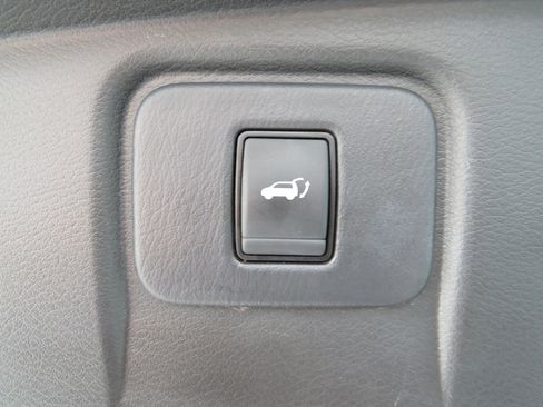 Used 2017 Nissan Murano SL image 26