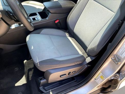 Used 2017 Ford Escape SE AWD/4WD image 21