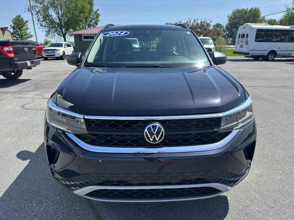 Used 2024 Volkswagen Taos S AWD/4WD image 5