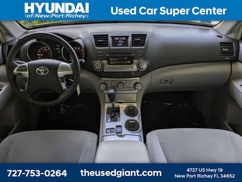 Used 2012 Toyota Highlander 4WD w/ Tech Pkg image 20