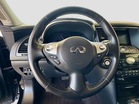 Used 2016 INFINITI QX70 AWD image 13