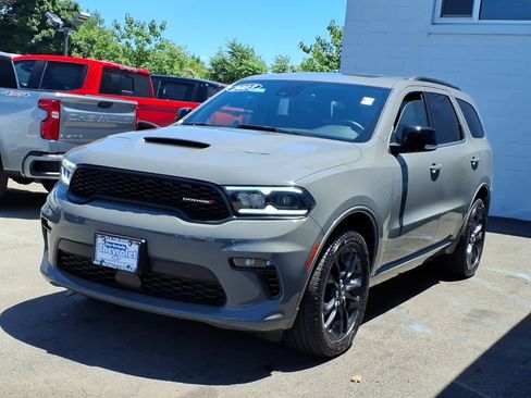 Used 2023 Dodge Durango GT AWD/4WD image 3