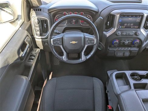 Used 2022 Chevrolet Silverado 1500 LT image 16