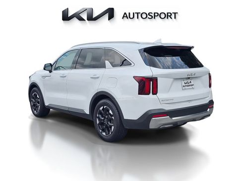 Certified 2024 Kia Sorento S FWD image 13