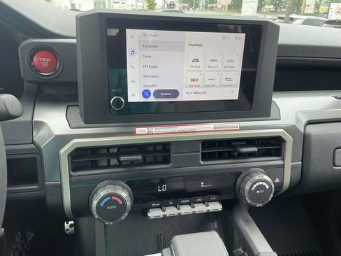 Used 2025 Toyota Tacoma TRD Sport RWD image 23