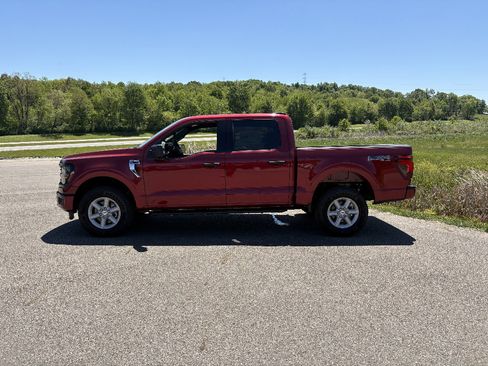 New 2026 Ford F150 XLT w/ FX4 Off-Road Package AWD/4WD image 2