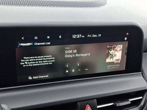 Certified 2025 Kia Seltos SX w/ SX Sunroof Package image 18