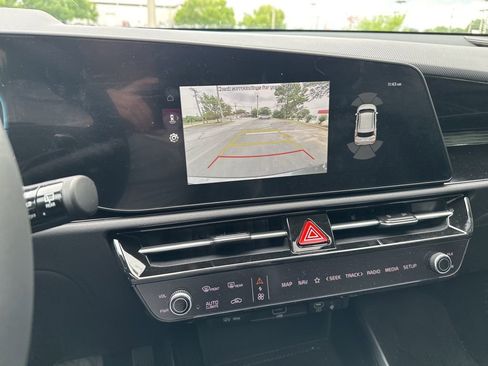 Certified 2026 Kia Niro FWD image 24