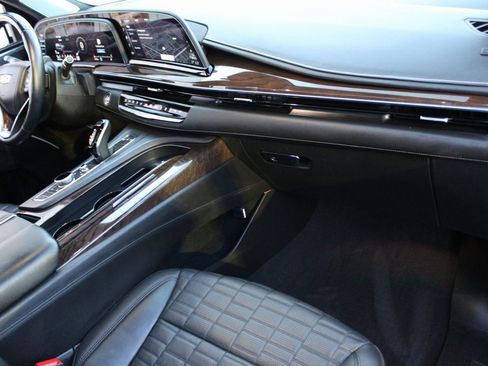 Used 2023 Cadillac Escalade Sport Platinum image 30