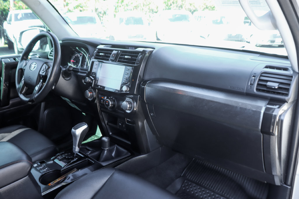 Used 2022 Toyota 4Runner TRD Off-Road Premium w/ Moonroof Package AWD/4WD image 36