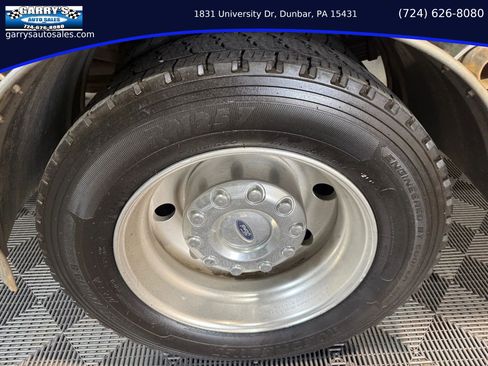 Used 2008 Ford F550 2WD Regular Cab Super Duty image 12