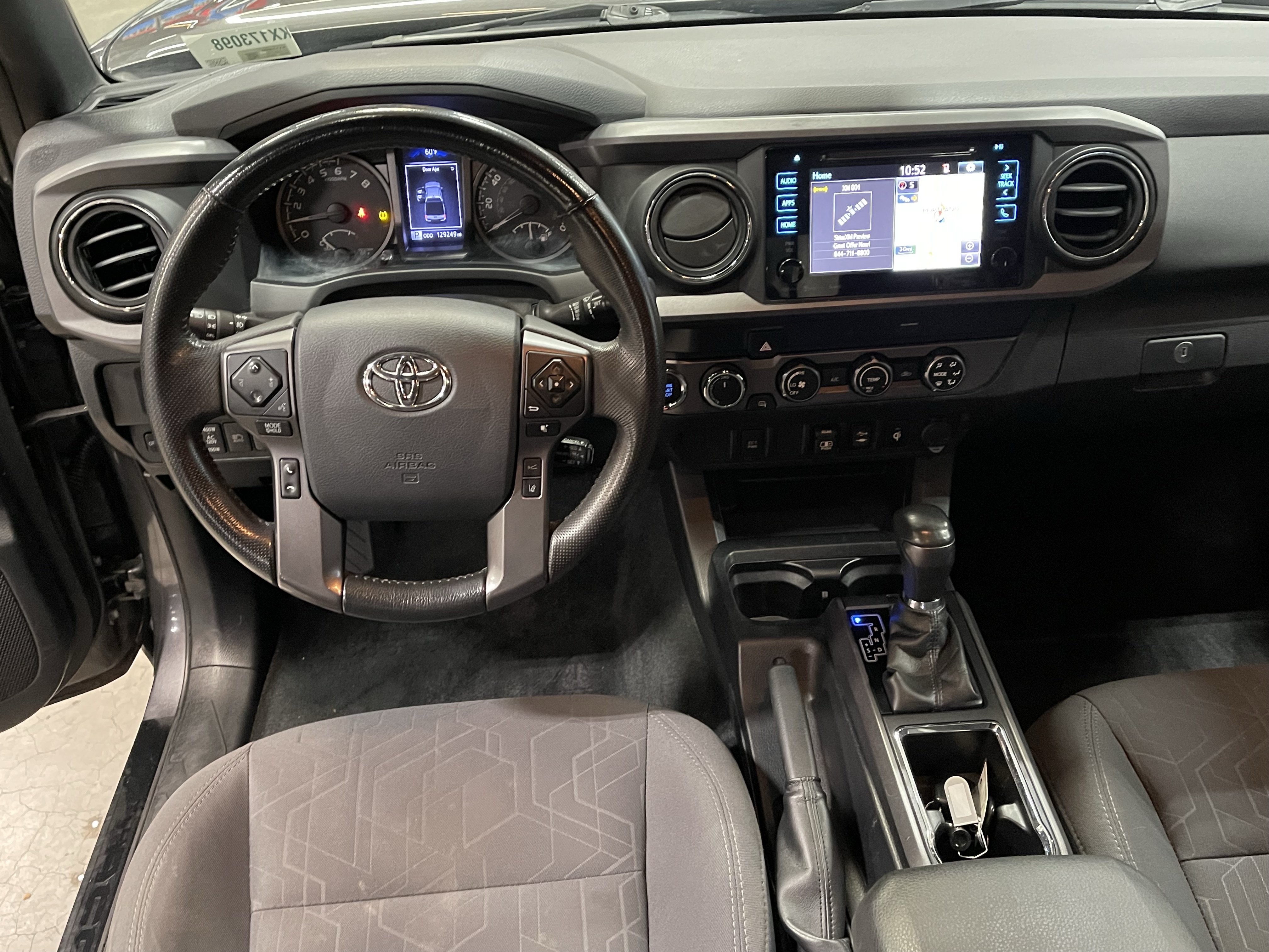 Used 2019 Toyota Tacoma TRD Off-Road AWD/4WD image 12