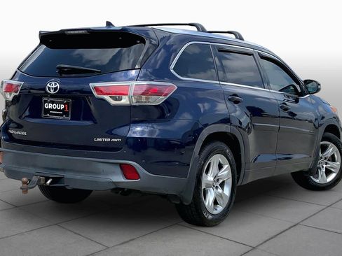 Used 2016 Toyota Highlander Limited w/ Driver Technology Package AWD/4WD image 13