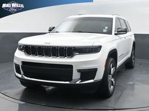 Used 2023 Jeep Grand Cherokee L Limited w/ Luxury Tech Group II AWD/4WD image 3