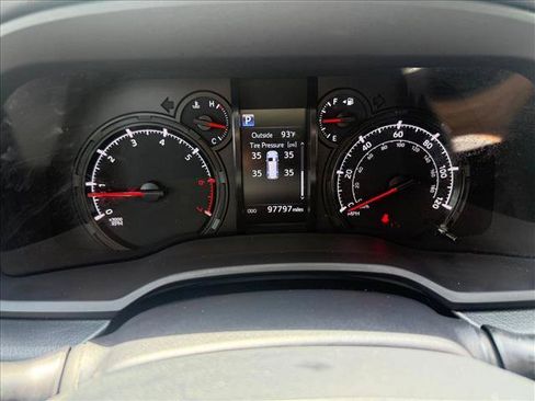 Used 2020 Toyota 4Runner SR5 Premium AWD/4WD image 16