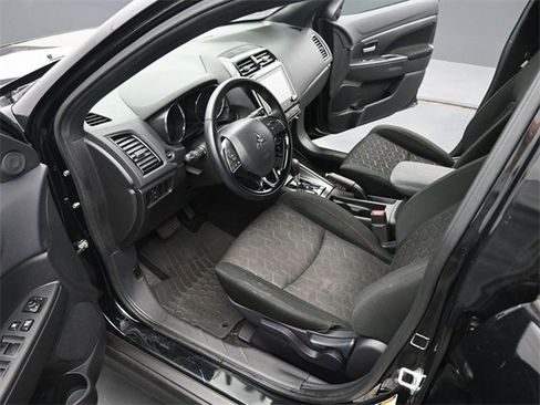 Used 2024 Mitsubishi Outlander Sport AWD image 9