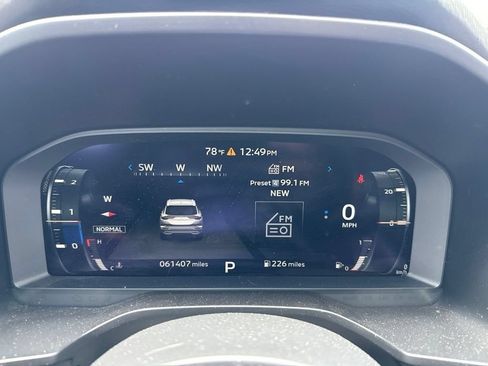 Used 2023 Mitsubishi Outlander SEL AWD/4WD image 24