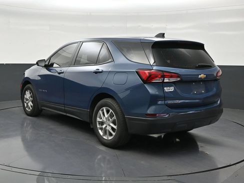 Used 2024 Chevrolet Equinox LS FWD image 3