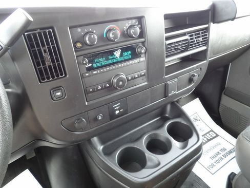 Used 2025 GMC Savana 2500 w/ Driver Convenience Package RWD image 22