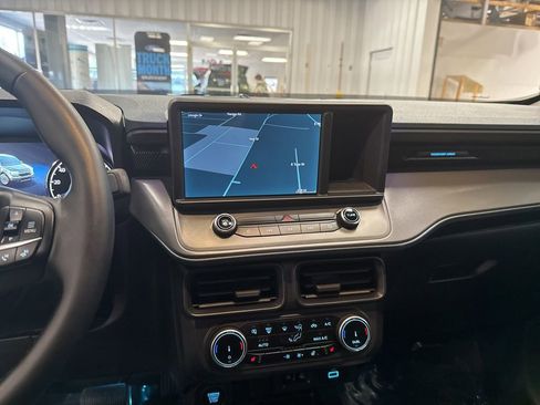 Used 2024 Ford Maverick Lariat w/ Black Appearance Package image 20