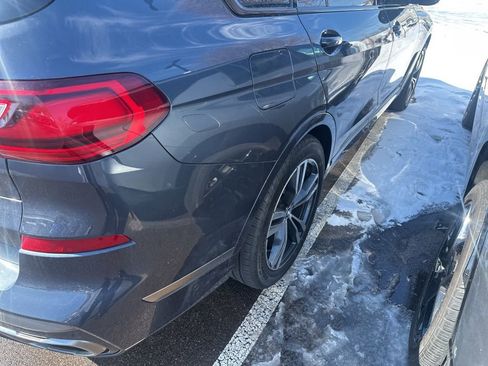 Used 2020 BMW X7 M50i w/ Dynamic Handling Package image 18