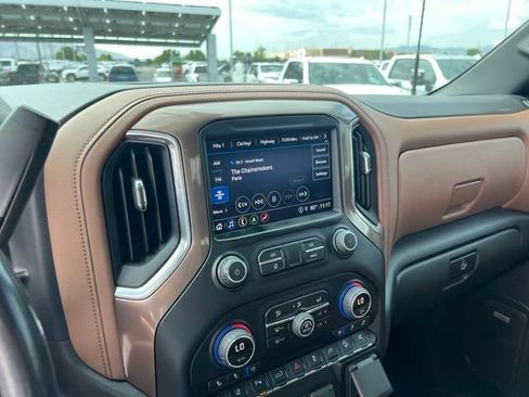 Used 2022 Chevrolet Silverado 2500 High Country w/ Z71 Off-Road Package AWD/4WD image 23
