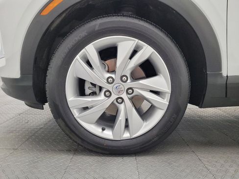 Used 2024 Buick Encore GX Preferred FWD image 31