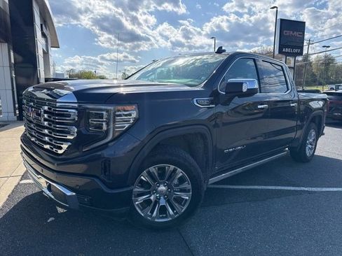Used 2022 GMC Sierra 1500 Denali AWD/4WD image 3
