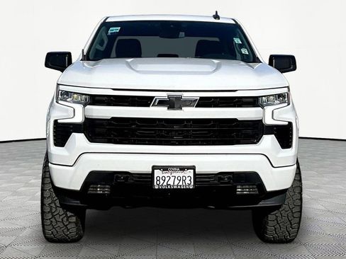 Used 2022 Chevrolet Silverado 1500 RST RWD image 2