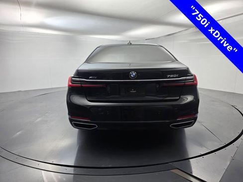 Used 2022 BMW 750i xDrive image 5