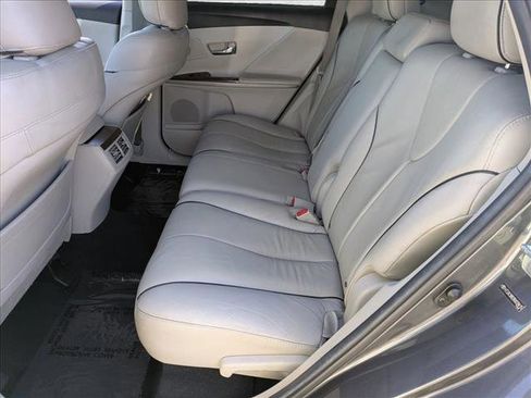 Used 2011 Toyota Venza image 18