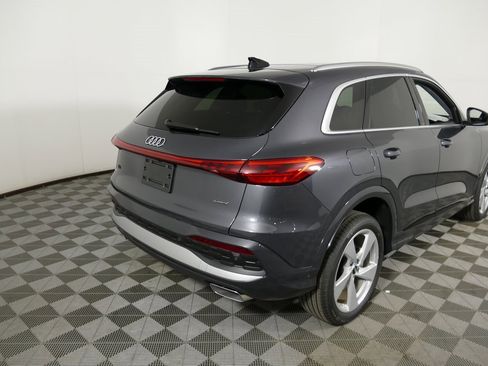New 2025 Audi Q5 Premium Plus image 3