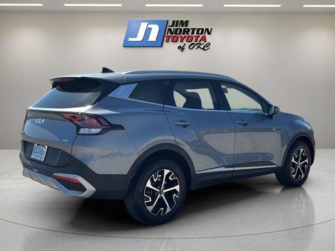 Used 2023 Kia Sportage EX AWD/4WD image 5