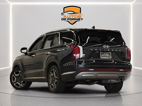 Used 2024 Hyundai Palisade SEL FWD image 4
