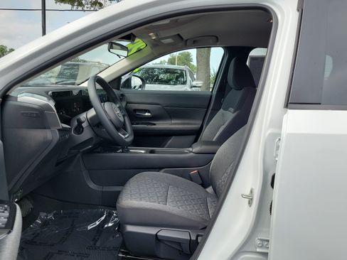 Certified 2026 Nissan Kicks SV FWD image 18